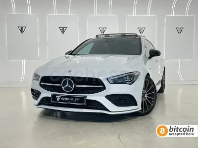 Usado Mercedes CLA200 Shooting Brake 150 CV (110 kW) 2022 Blanco Familiar