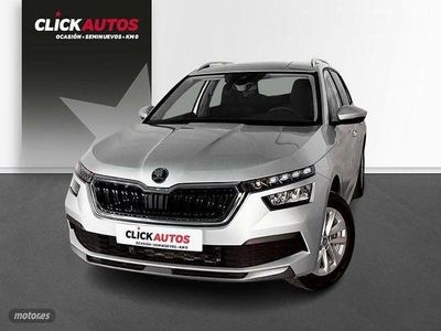 Usado Skoda Kamiq Ambition 95 CV (69 kW) 2024 Plateado SUV