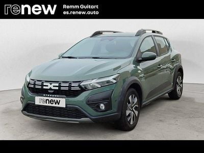 Gris Usado 2025 Dacia Sandero Expression Berlina | 15.265 € (Buen precio)