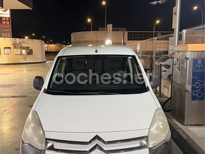 Usado Citroën Berlingo 75 CV (55 kW) 2011 Blanco Monovolumen