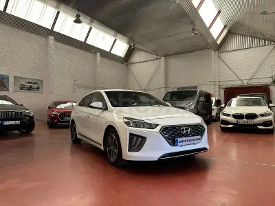 Usado Hyundai Ioniq 141 CV (103 kW) 2022 Blanco Utilitario