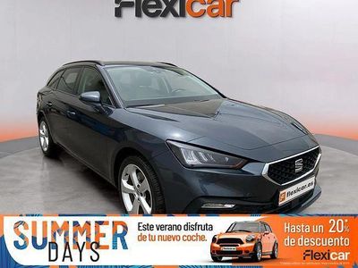 Usado Seat Leon Style 150 CV (110 kW) 2023 Gris / plata Familiar