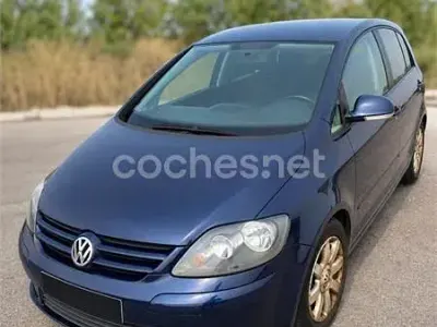 Usado VW Golf Plus Highline 140 CV (102 kW) 2005 Azul Monovolumen