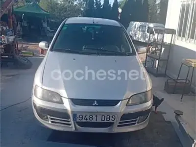 Usado Mitsubishi Space Star 102 CV (75 kW) 2004 Gris / plata Monovolumen