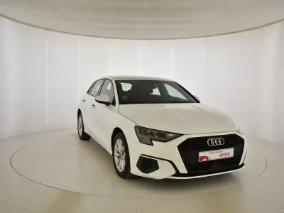 Usado Audi A3 Advanced Plus 110 CV (80 kW) 2023 Blanco Berlina