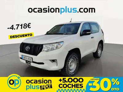 Używany Toyota Land Cruiser 177 KM (130 kW) 2018 Biały Pickup
