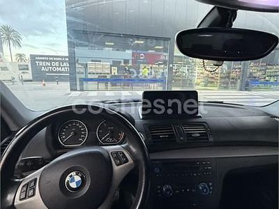 Usado BMW 118 122 CV (89 kW) 2008 Negro Utilitario