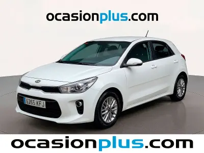 Usado Kia Rio 84 HP (61 kW) 2017 Branco Citadino
