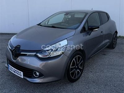 Begagnad Renault Clio IV Business 90 HK (66 kW) 2015 Grå Sedan