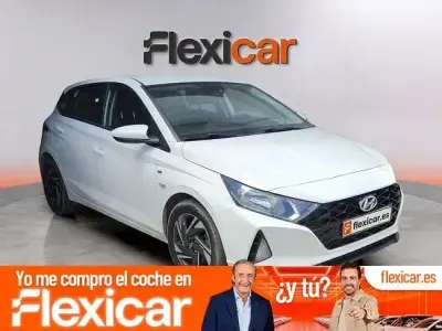 Usado Hyundai i20 100 CV (73 kW) 2022 Blanco Utilitario