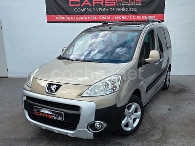 Usado Peugeot TePee Outdoor 92 CV (67 kW) 2014 Gris / plata Monovolumen
