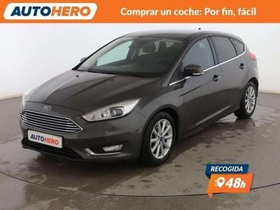 Usado Ford Focus Titanium 125 CV (91 kW) 2014 Gris Utilitario