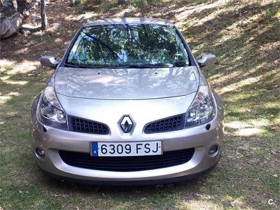 Gris / plata Usado 2007 Renault Clio II Berlina | 10.500 €