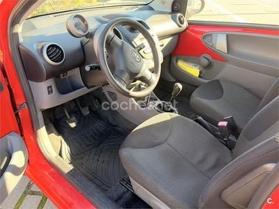 Rojo Usado 2010 Toyota Aygo Live Utilitario | 4650 € (Precio justo)