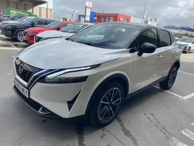 Usado Nissan Qashqai Tekna 190 CV (139 kW) 2023 Blanco SUV
