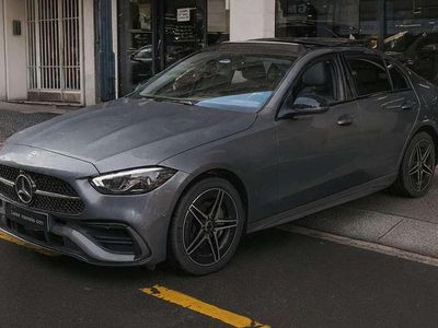 Gris Usado 2025 Mercedes C300e Berlina | 47.998 € (Buen precio)