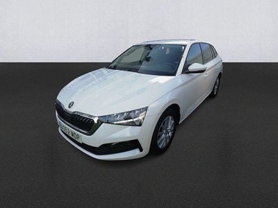 Usado Skoda Scala Ambition 110 CV (80 kW) 2023 Blanco Utilitario