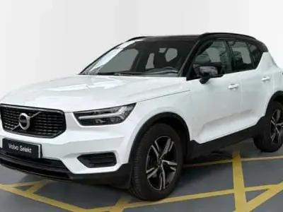 Usado Volvo XC40 R-Design 163 CV (119 kW) 2019 Blanco SUV
