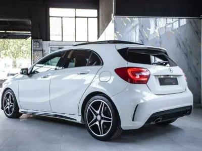 Usado Mercedes A250 AMG line 211 CV (155 kW) 2014 Blanco Utilitario
