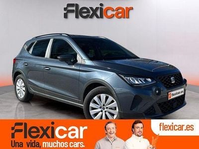 Usado Seat Arona Reference 95 CV (69 kW) 2022 Gris SUV