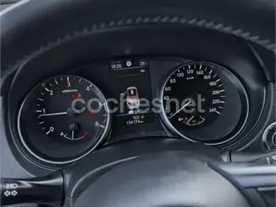 Usado Nissan Qashqai N-Connecta 115 CV (84 kW) 2019 Gris / plata SUV