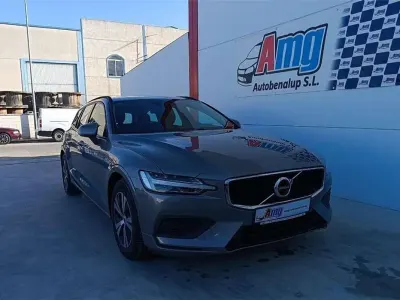Usado Volvo V60 Kinetic 150 CV (110 kW) 2019 Gris Familiar