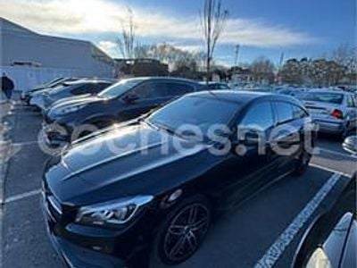 Usado Mercedes CLA220 Shooting Brake 177 CV (130 kW) 2019 Negro Familiar