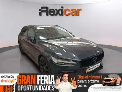 Usado Volvo V60 150 CV (110 kW) 2019 Gris Familiar