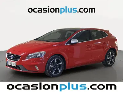 Usado Volvo V40 R-Design Momentum 150 CV (110 kW) 2014 Rojo Utilitario