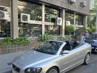 Usado Volvo C70 Summum 180 CV (132 kW) 2007 Gris / plata Descapotable