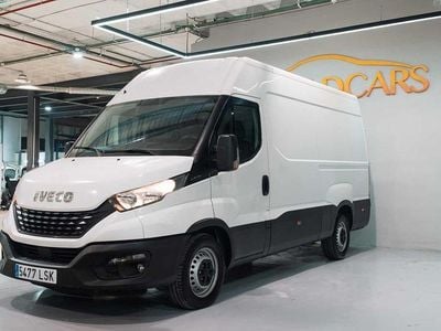 Blanco Usado 2021 Iveco Daily Monovolumen | 23.995 € (Un poco caro)