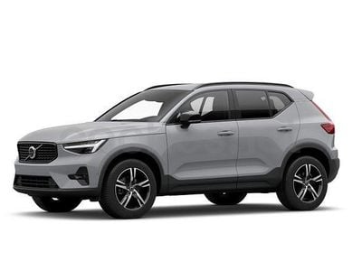 Usado Volvo XC40 Plus 163 CV (119 kW) 2025 Gris / plata SUV