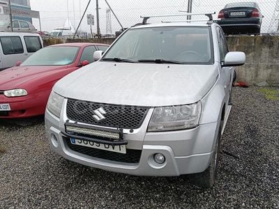 Gris / plata Usado 2006 Suzuki Grand Vitara SUV | 7000 € (Buen precio)
