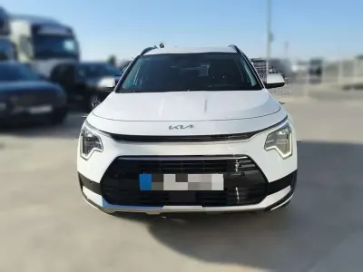 Usado Kia Niro 105 CV (77 kW) 2022 Blanco SUV