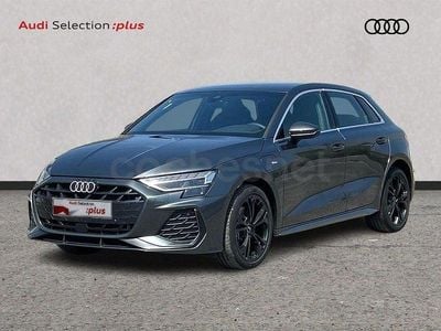 Usado Audi A3 204 CV (150 kW) 2025 Gris / plata Berlina