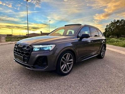 Usado Audi SQ7 Ambiente 507 CV (372 kW) 2025 Gris SUV