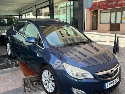 Usado Opel Astra Energy 115 CV (84 kW) 2008 Azul Familiar