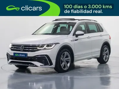 Käytetty VW Tiguan R-line 150 HP (110 kW) 2022 Musta Katumaasturi
