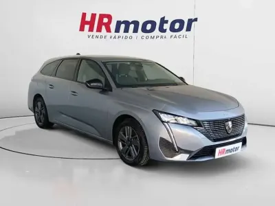 Usado Peugeot 308 SW Allure 131 CV (96 kW) 2023 Gris Familiar
