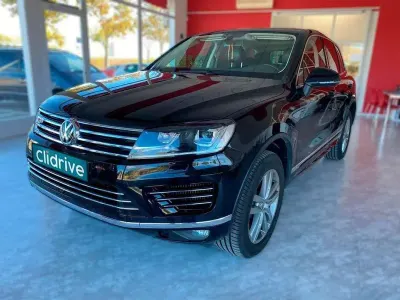 Usado VW Touareg 262 CV (192 kW) 2015 Negro SUV