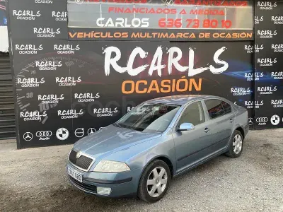 Usado Skoda Octavia 105 CV (77 kW) 2008 Azul Berlina