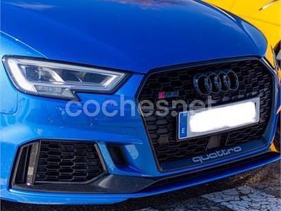 Usado Audi RS3 400 CV (294 kW) 2018 Azul Berlina