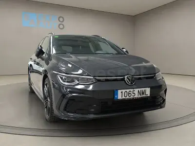 Usado VW Golf VIII R-line 150 CV (110 kW) 2021 Gris / plata Familiar
