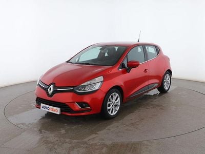 Rojo Usado 2016 Renault Clio IV Zen Utilitario | 10.299 € (Precio justo)