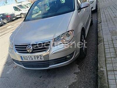Gris / plata Usado 2007 VW Touran Monovolumen | 6200 € (Un poco caro)