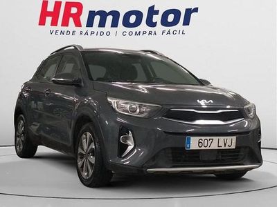 Usado 2021 Kia Stonic SUV | 13.440 € (Buen precio)