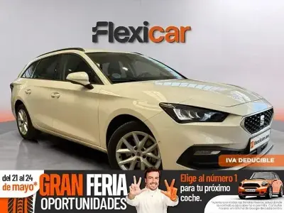 Usado Seat Leon Style 115 CV (84 kW) 2022 Blanco