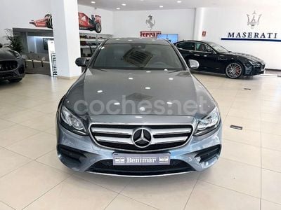 Usado Mercedes E220 194 CV (142 kW) 2016 Gris / plata Berlina