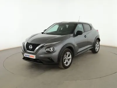 Usado Nissan Juke Acenta 114 CV (83 kW) 2021 Gris SUV
