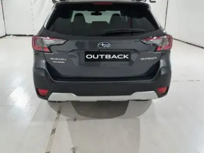 Usado Subaru Outback 169 CV (124 kW) 2022 Gris SUV